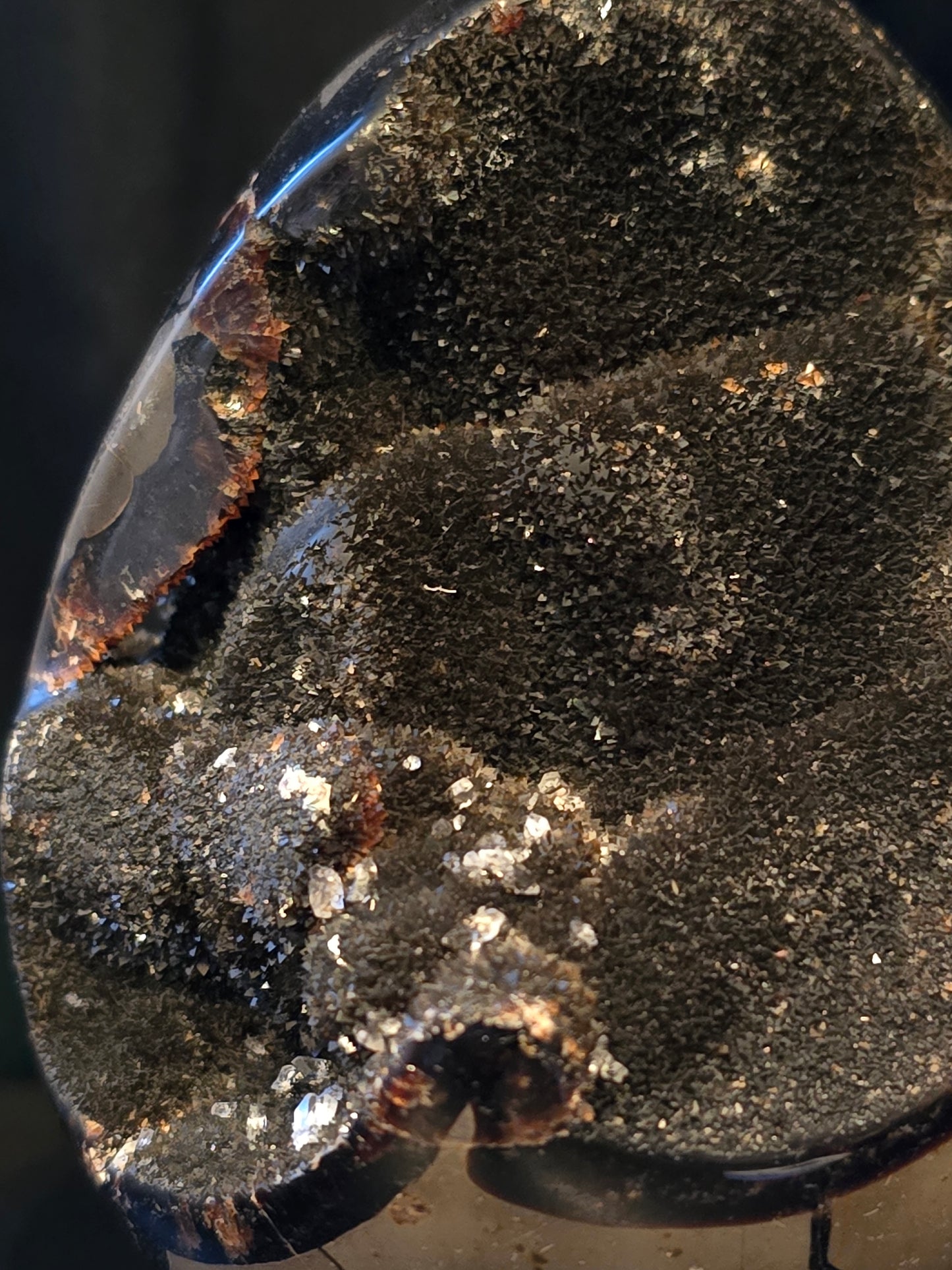 Septarie Geode / Dragon Stone met Kristallen